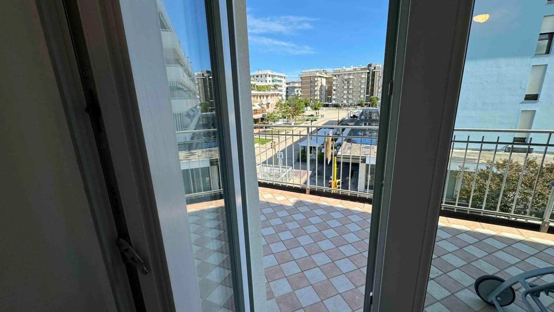 Family Apartment Piazza Milano - Jesolo 0*, Lido di Jesolo Italië